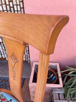 Silla clásica tapizada