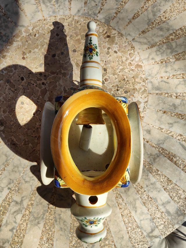 Pareja de apliques cerámicos