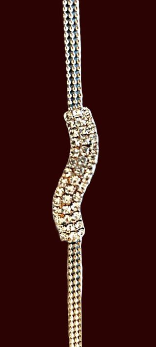 Braccialetto argentato con strass