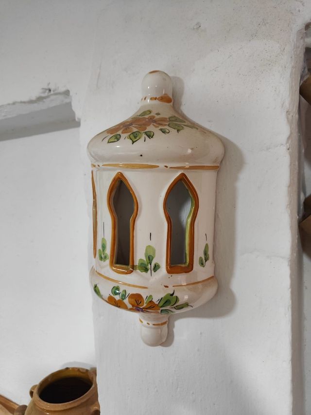 Pareja de apliques cerámicos pared