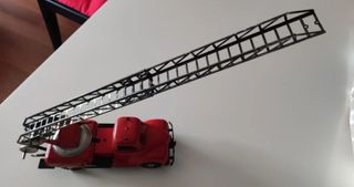 Camión bomberos GAMA a cuerda. Años 50/60