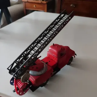 Camión bomberos GAMA a cuerda. Años 50/60