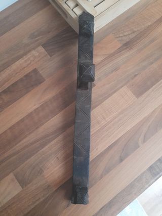 Antiguo tirador para portón ó puerta.