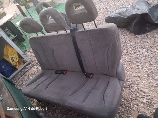 Rejilla de crisler voyager