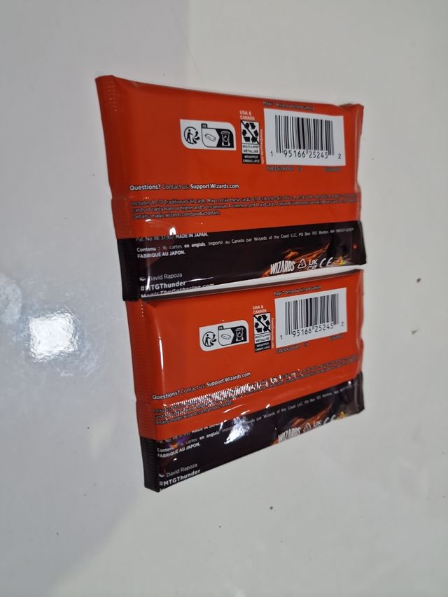 Mtg 2 sobres collector outlaws