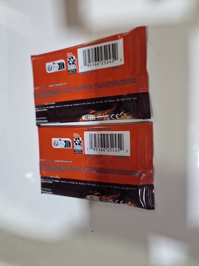 Mtg 2 sobres collector outlaws