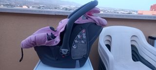 Cuco o grupo 0 y adaptador del turismo