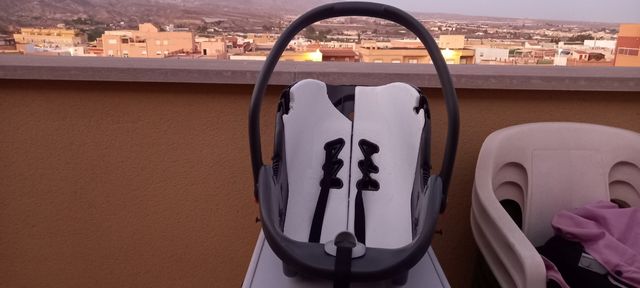 Cuco o grupo 0 y adaptador del turismo