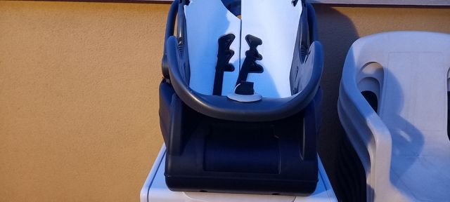 Cuco o grupo 0 y adaptador del turismo