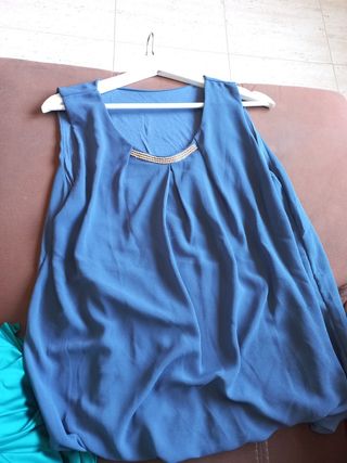 Blusa sin mangas azul