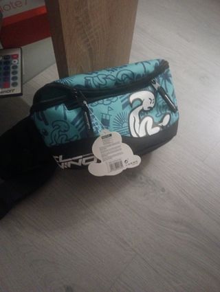 juego y aprendo inglés sustantivos y adjetivos