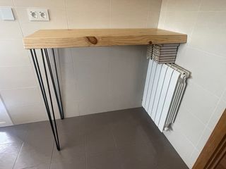 Mesa alta madera maciza