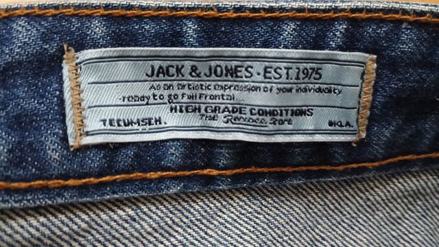 Jeans uomo corti