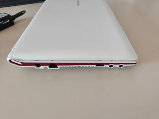 Samsung N145 Plus Netbook 