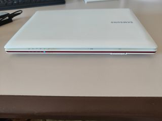 Samsung N145 Plus Netbook 