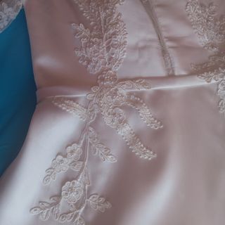 Vestido de novia corto color marfil
