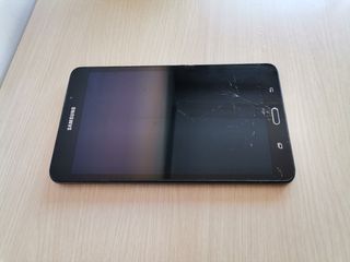 Samsung Galaxy Tab A 7.0 (2016)