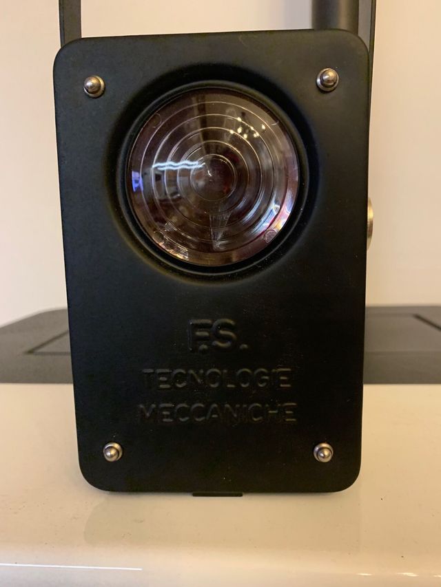 Lanterna vintage delle ferrovie da collezione