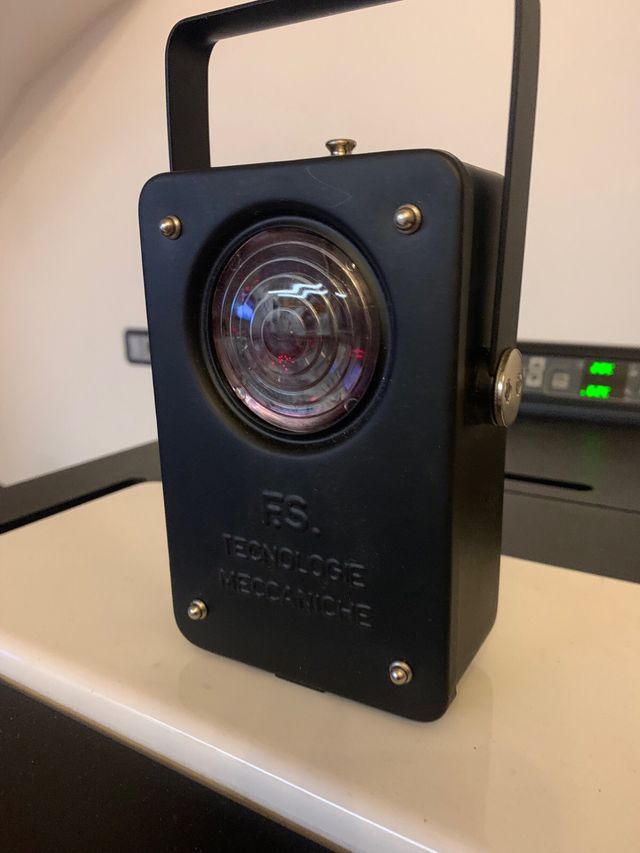 Lanterna vintage delle ferrovie da collezione