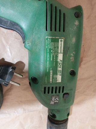 Taladro marca Hitachi grande 