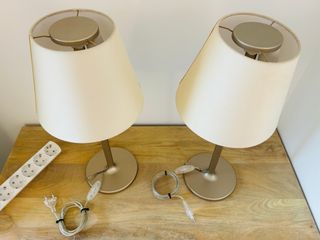 2 Lamparas de mesa Artemide Melampo