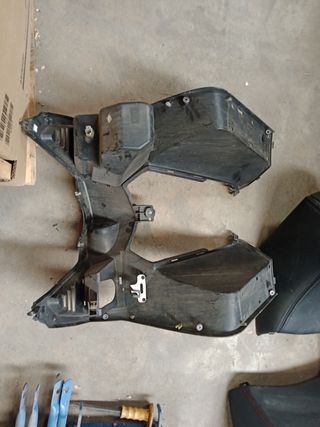 Contraescudo tapa interior satelis 125