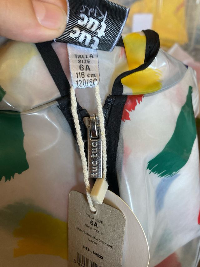 Chubasquero niña o niño tuc tuc a estrenar