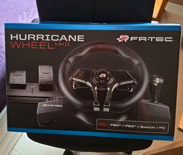 Volante y Pedales PS4, PC y Switch