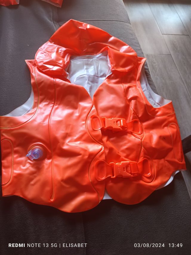 Chaleco salvavidas niño (Tengo dos)