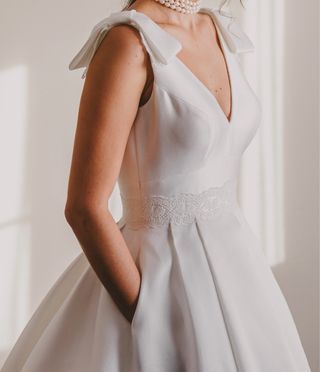 Vestido de novia y cancan