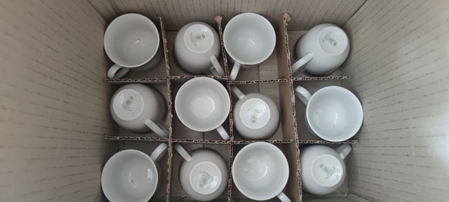 Juego de café porcela fina 27 piezas