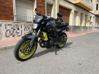 Yamaha mt-07