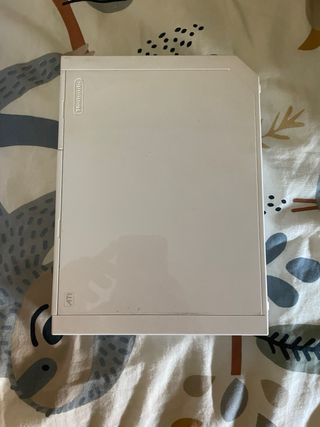 Wii en buen estado sin mandos ni sensor