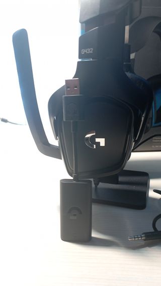 Auriculares Logitech G432