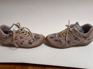 Zapatillas marca Munich modelo Gresca