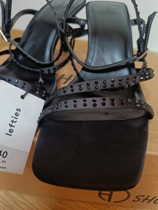 Sandalias tacón negras brillos Lefties nuevas