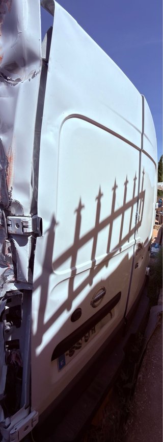 Nissan NV400 2019