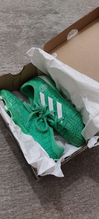 Botas de fútbol Adidas talla 32