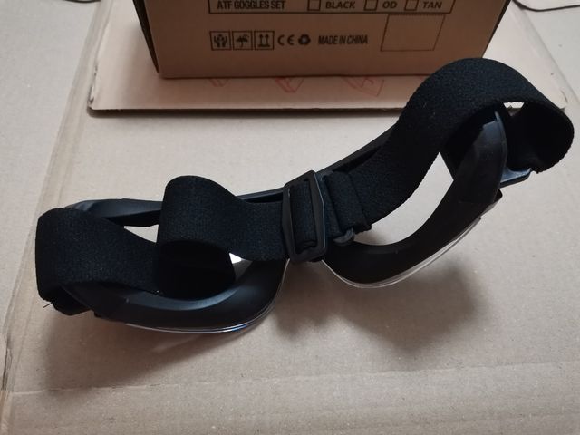 Occhiale protettivo airsoft imballato