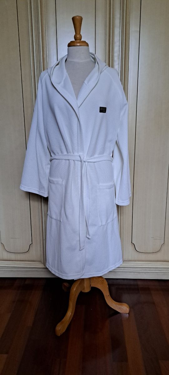 3 accappatoi bianchi 