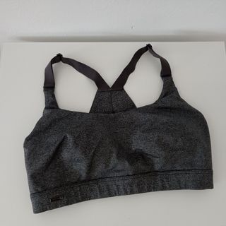 Top deportivo Oysho M