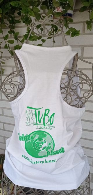 CAMISETA BLANCA + PAÑOLETA (TODO SIN ESTRENAR)