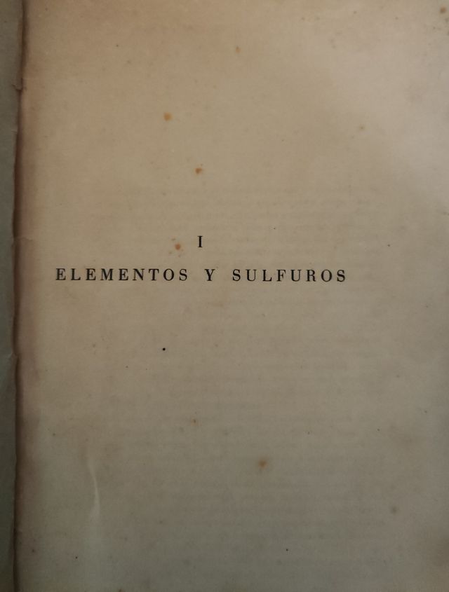 Cuaderno de mineralogía descriptiva