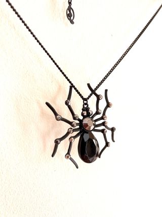Collar araña Stradivarius