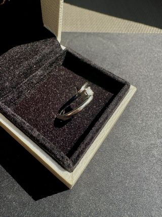 Anillo de compromiso oro blanco y diamante Luzz