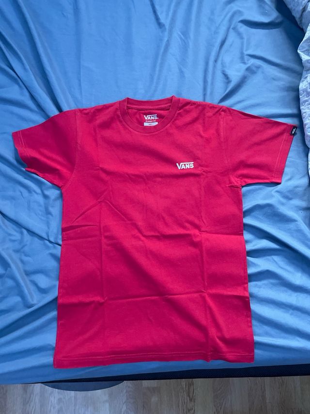 camiseta roja vans talla s