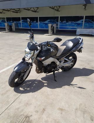Suzuki GSR 600