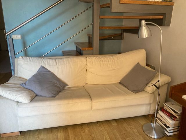 Sofá 3 plazas elegante