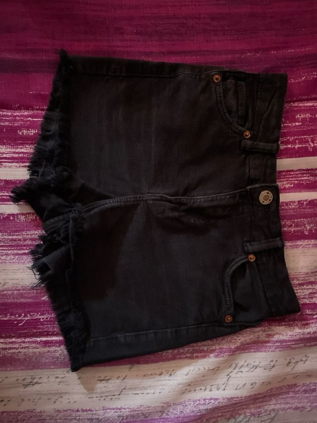 pantalón corto, vaquero negro, chica