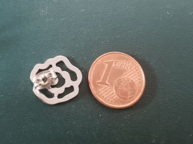 Pendientes forma Rosa